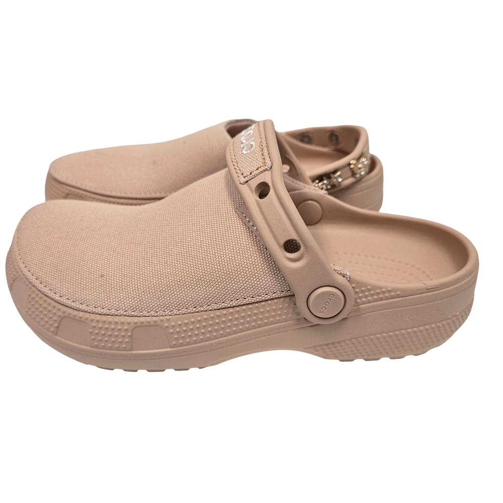 Women's Crocs Classic Clogs - Soft
Peachy Pink | Size 7 B NWOT